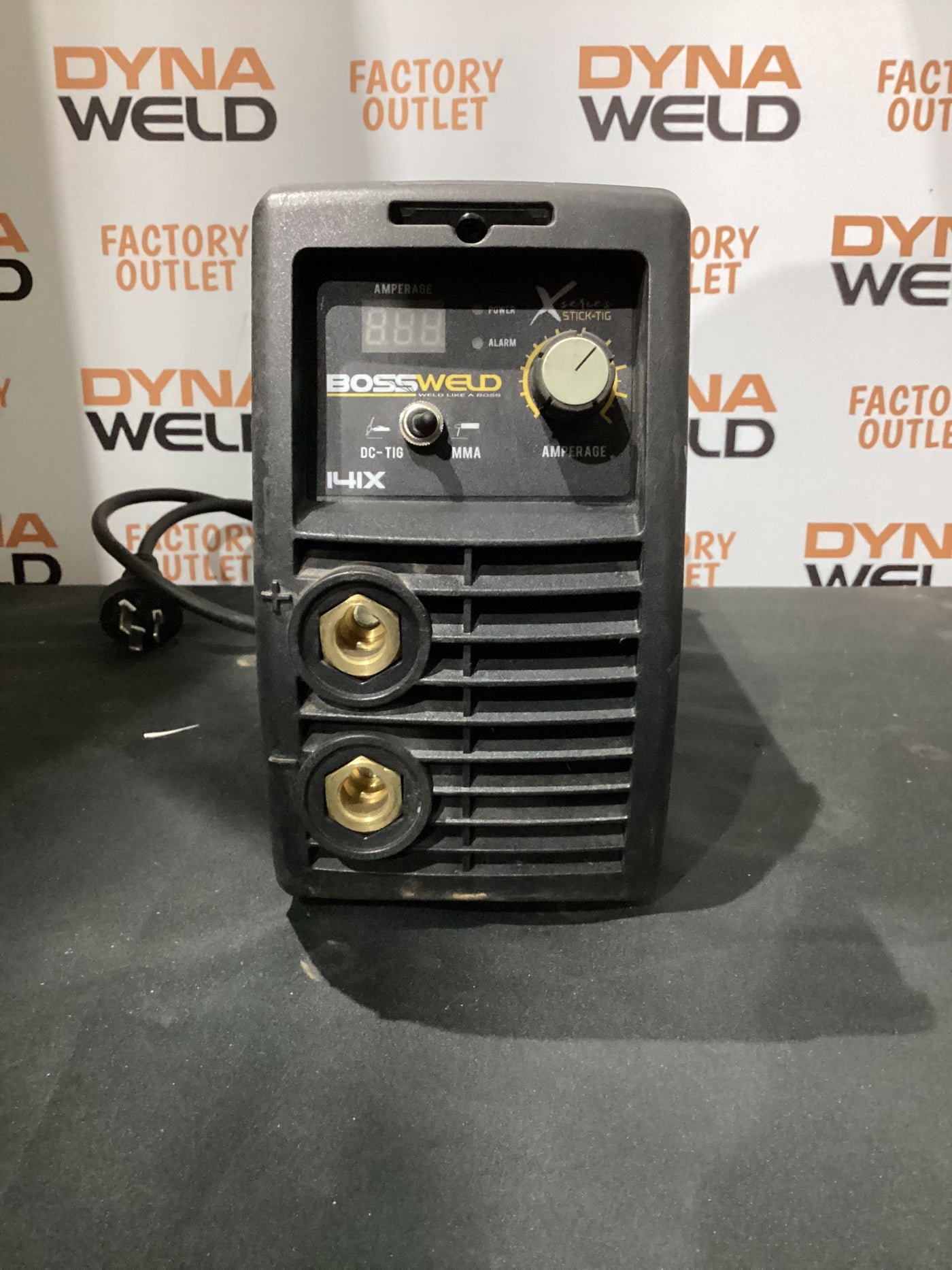 Bossweld X- Series ST 141X MMA/Tig Welder x 240V x 10A I2021060832