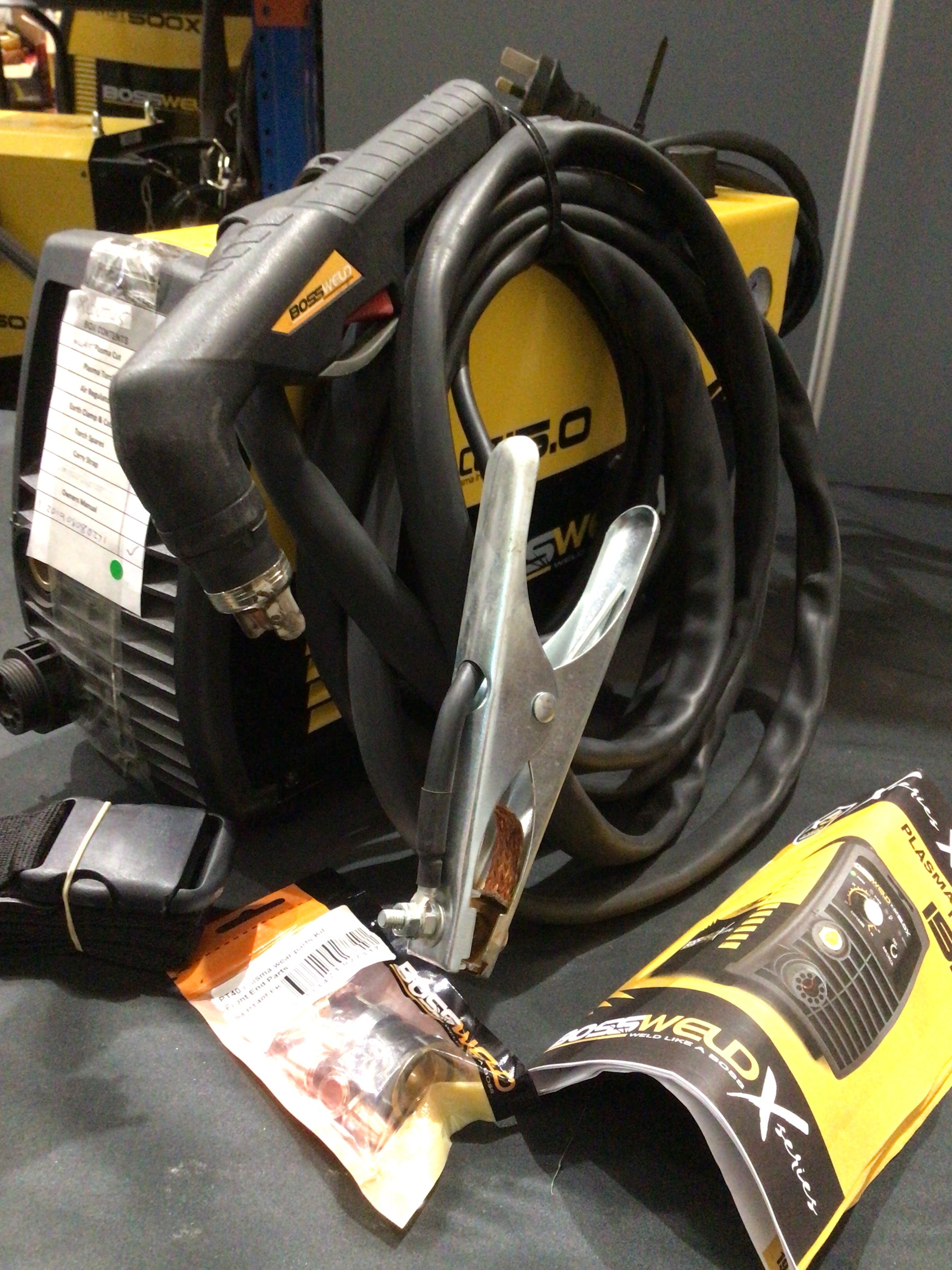 Bossweld X-Cut 15 Plasma Cutter Near New