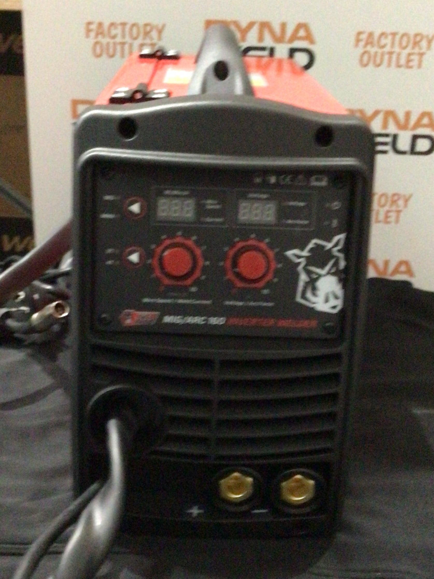 Full Boar MIG Arc 160 Inverter Welder 240V 10A - Near New