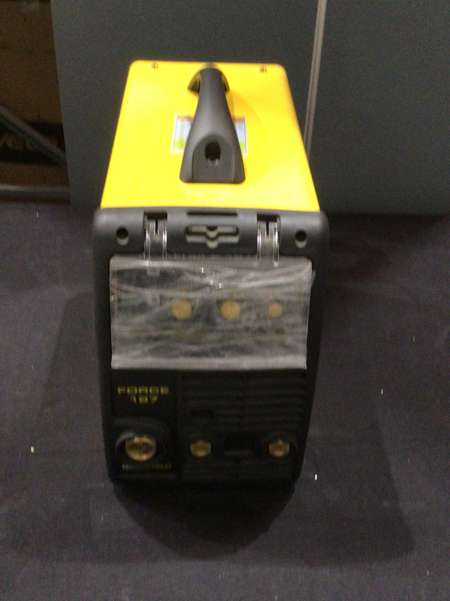 Bossweld MIG 126 240V - Near New